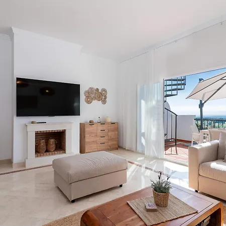 Apartment Paraiso Pueblo Luxurious Penthouse 360º Sea Views - 2603